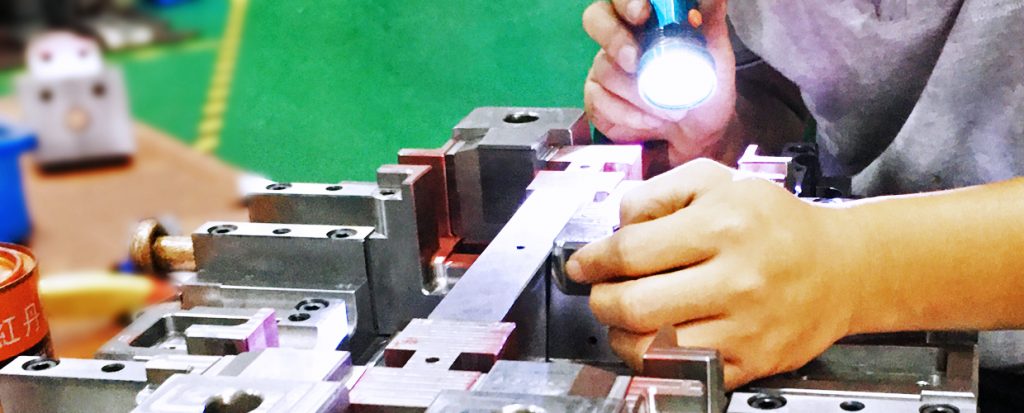 plastic mold manufacturing plastic injection molding supplier